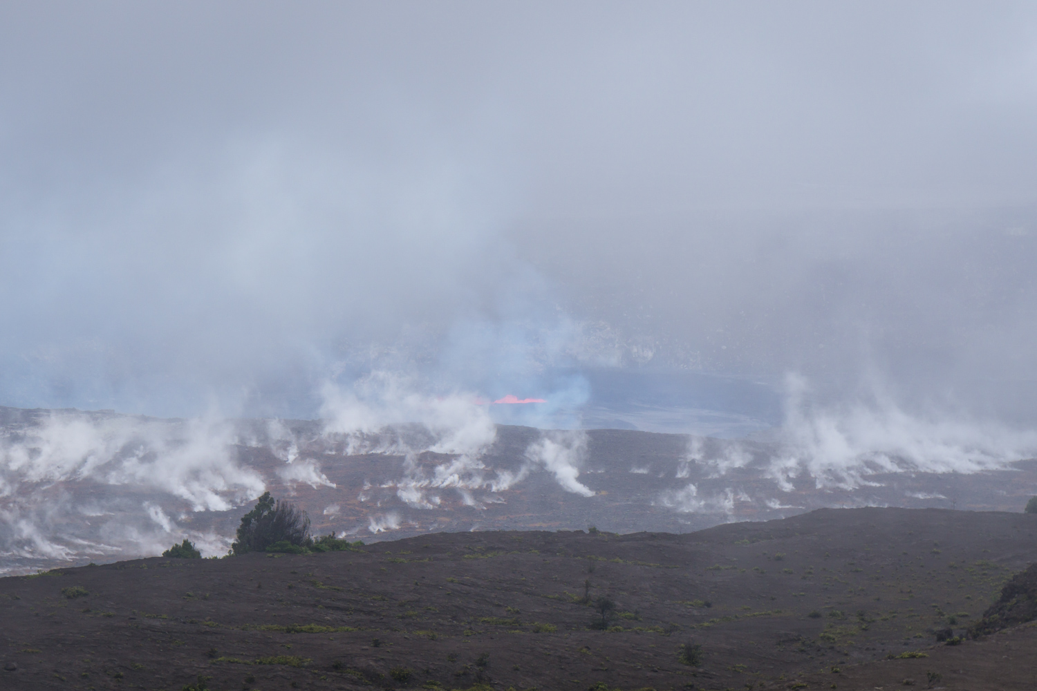 lava at volcanoes national park