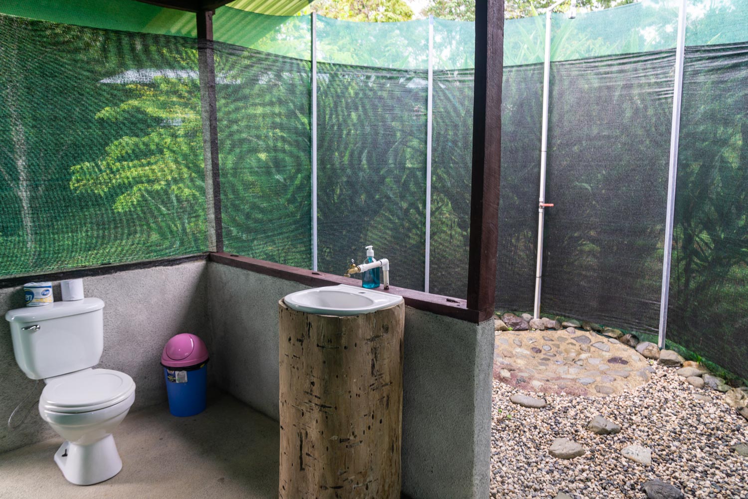 Outdoor bathroom + shower