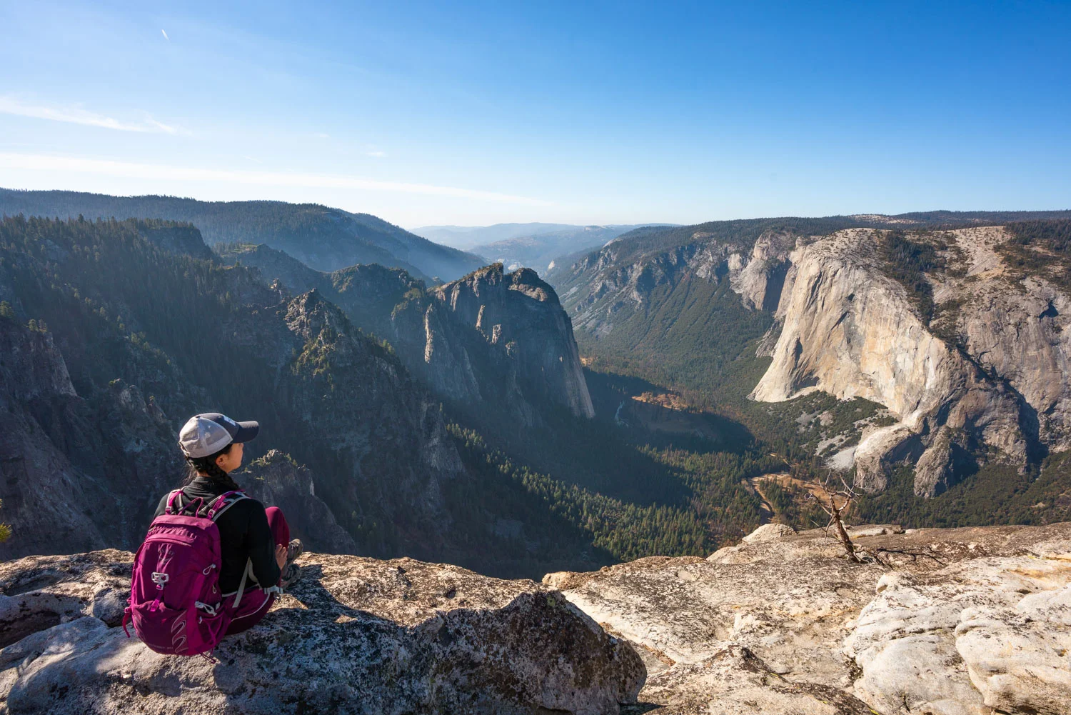 taft-point-fissures-yosemite-short-hikes.jpg