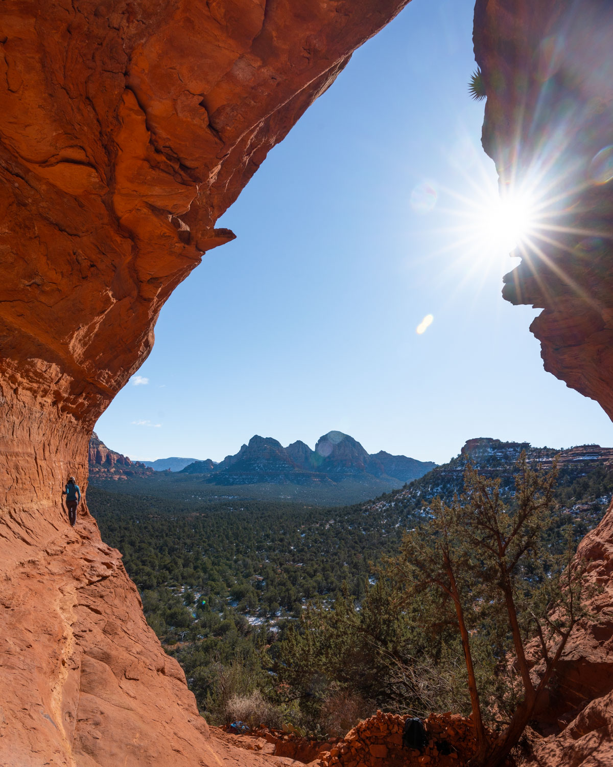 short hikes in sedona birthing cave