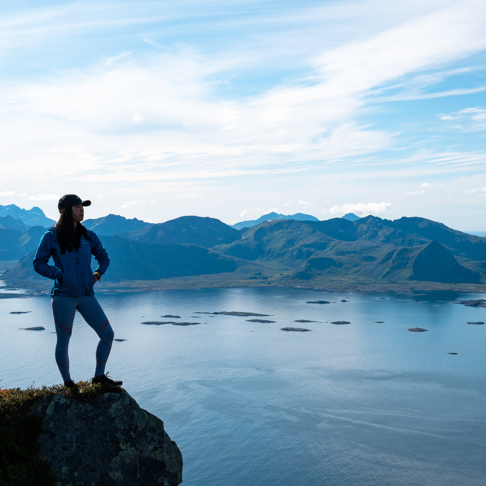 From the top of Festvagtind hike