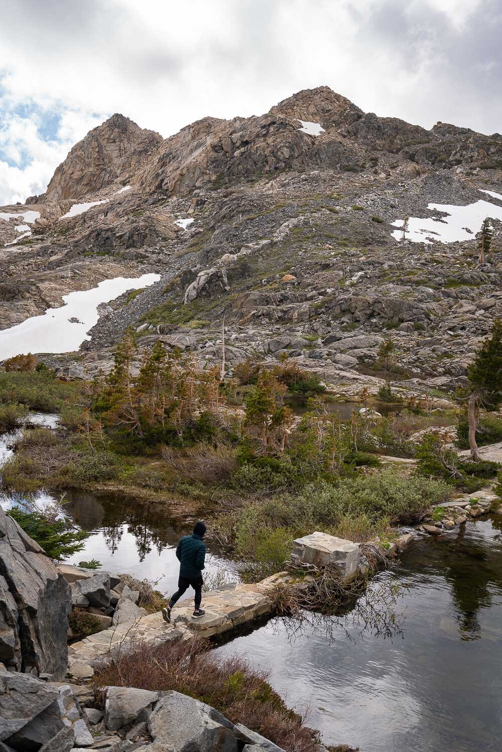 Overnight backpacking to Island Lake in Desolation, CA