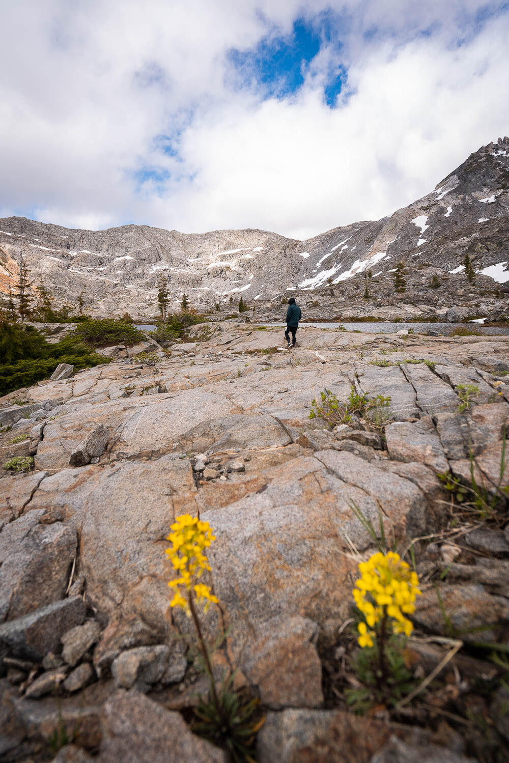 Short weekend backpacking in Desolation Wilderness