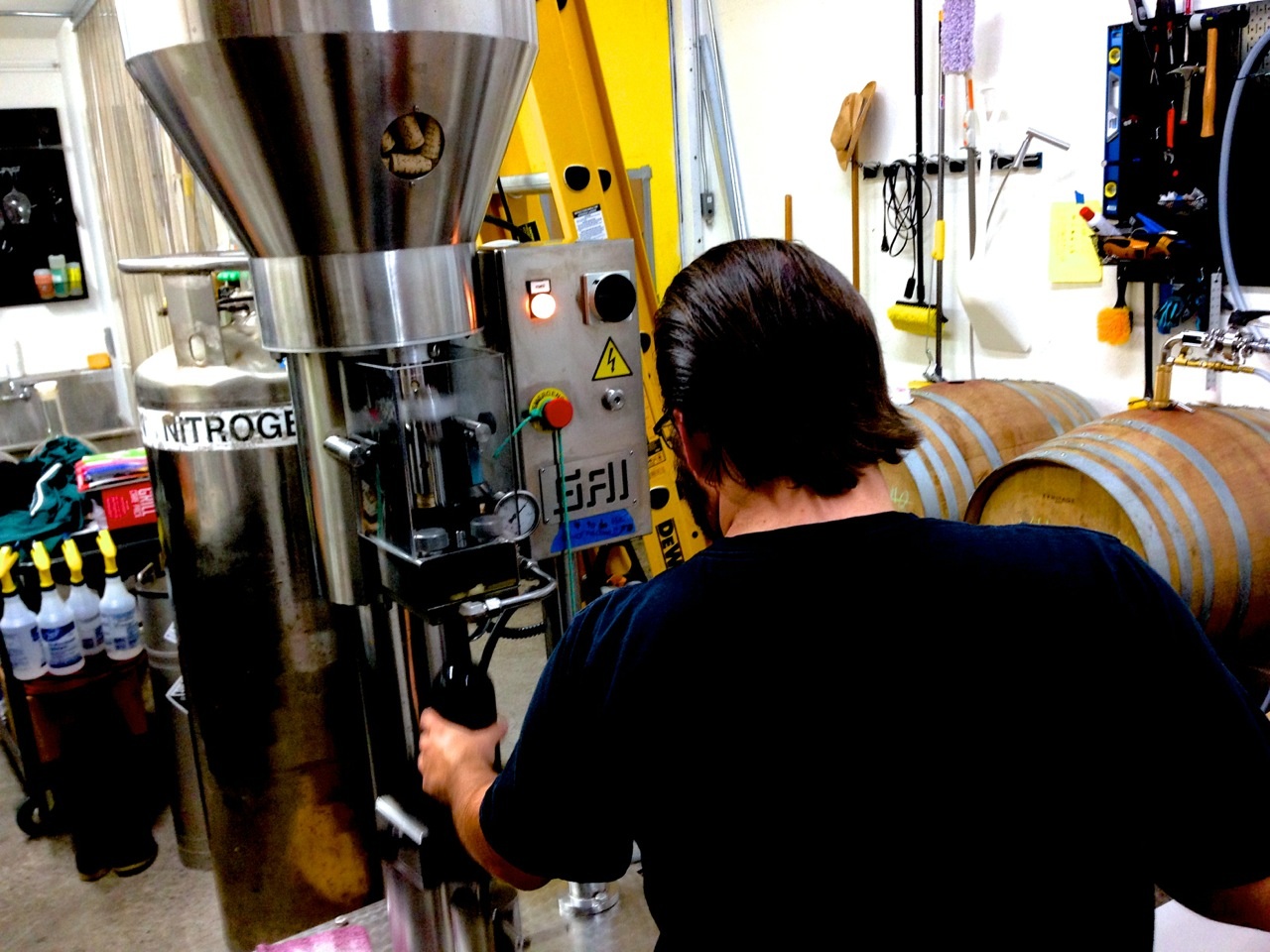 bottling cork machine.jpg