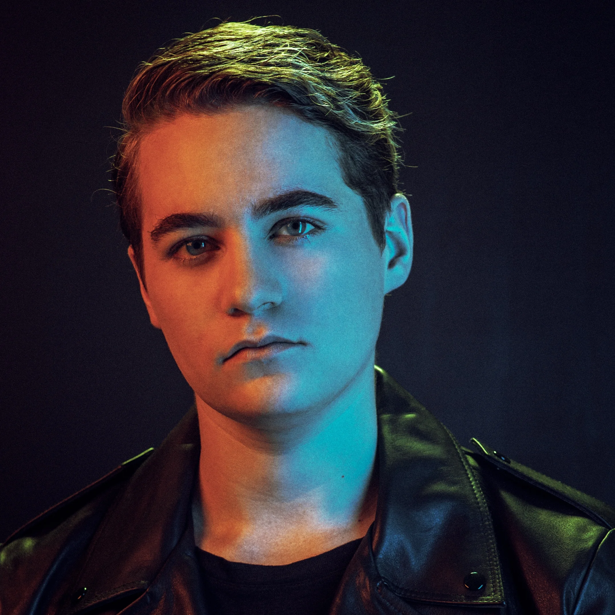 Zet hier de profielfoto in en verwijder deze tekst.