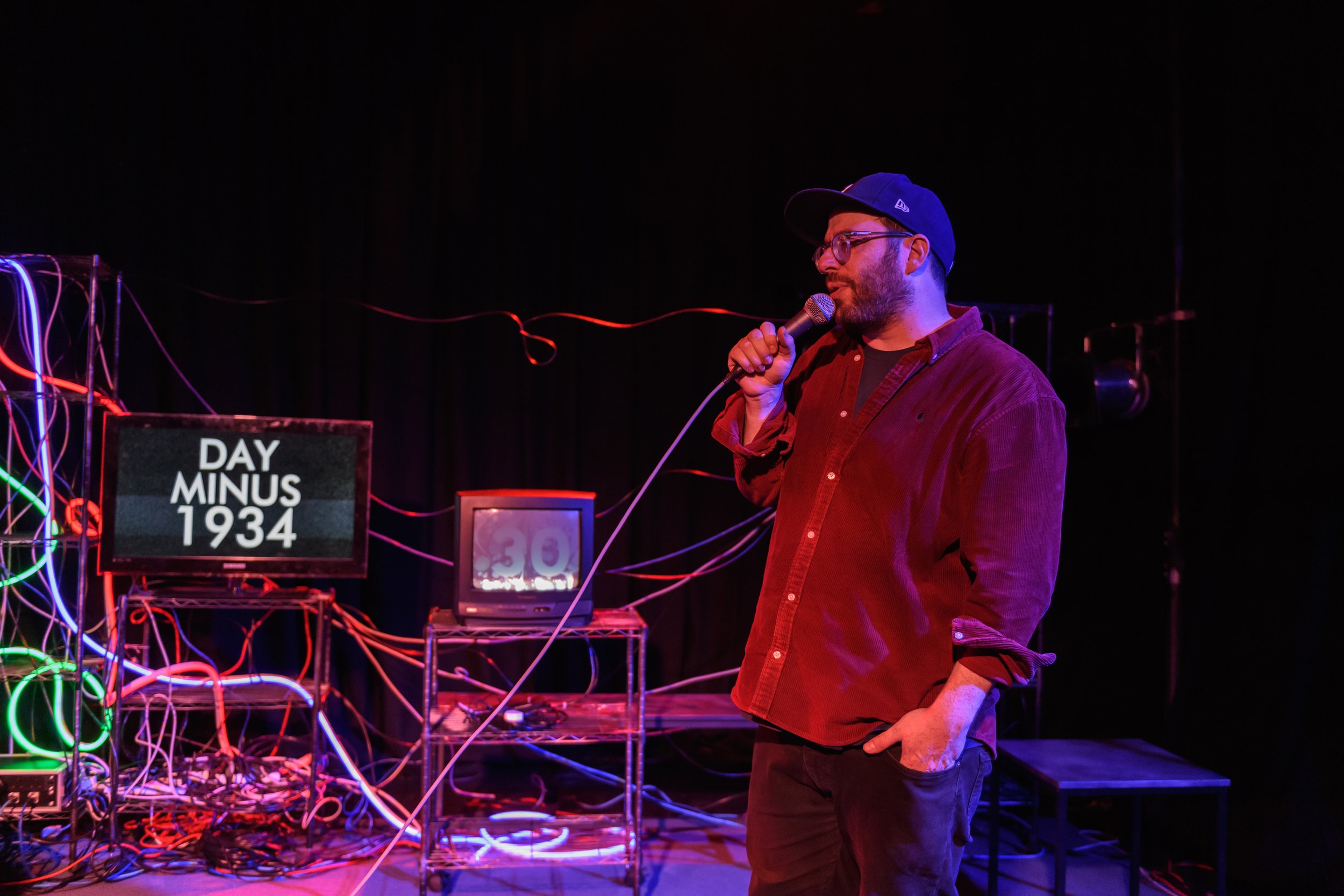 20230731_AnythingThatWeWantedToBe_AdamLenson_Summerhall_EdFringe_Edinburgh_©JaneHobson_JHO-0173.jpg