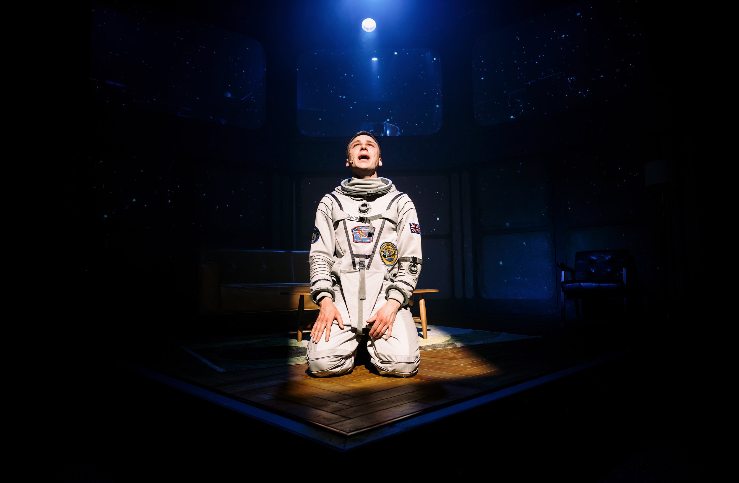 Flyby@SouthwarkPlayhouse_(c)Alex Brenner__11_0030-dx_s.jpg