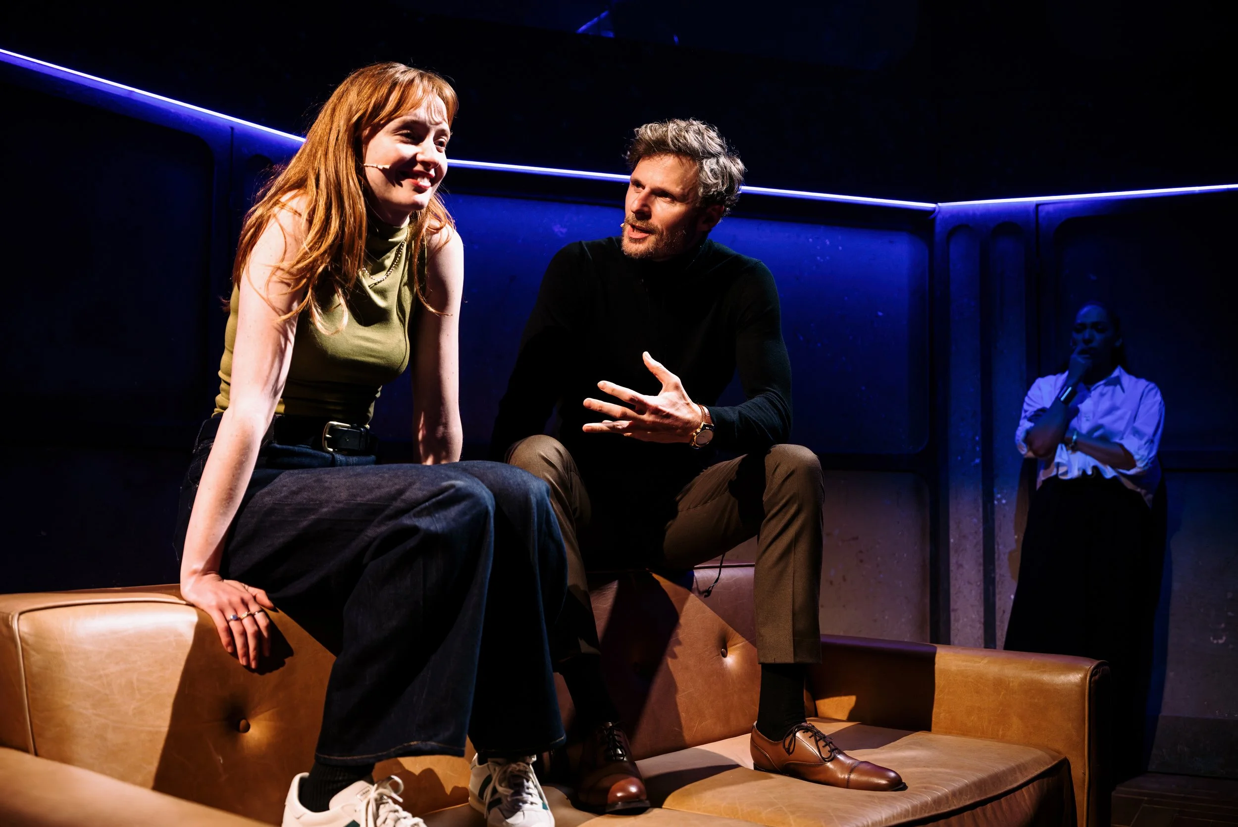 Flyby@SouthwarkPlayhouse_(c)Alex Brenner__11_9563-dx_s.jpg