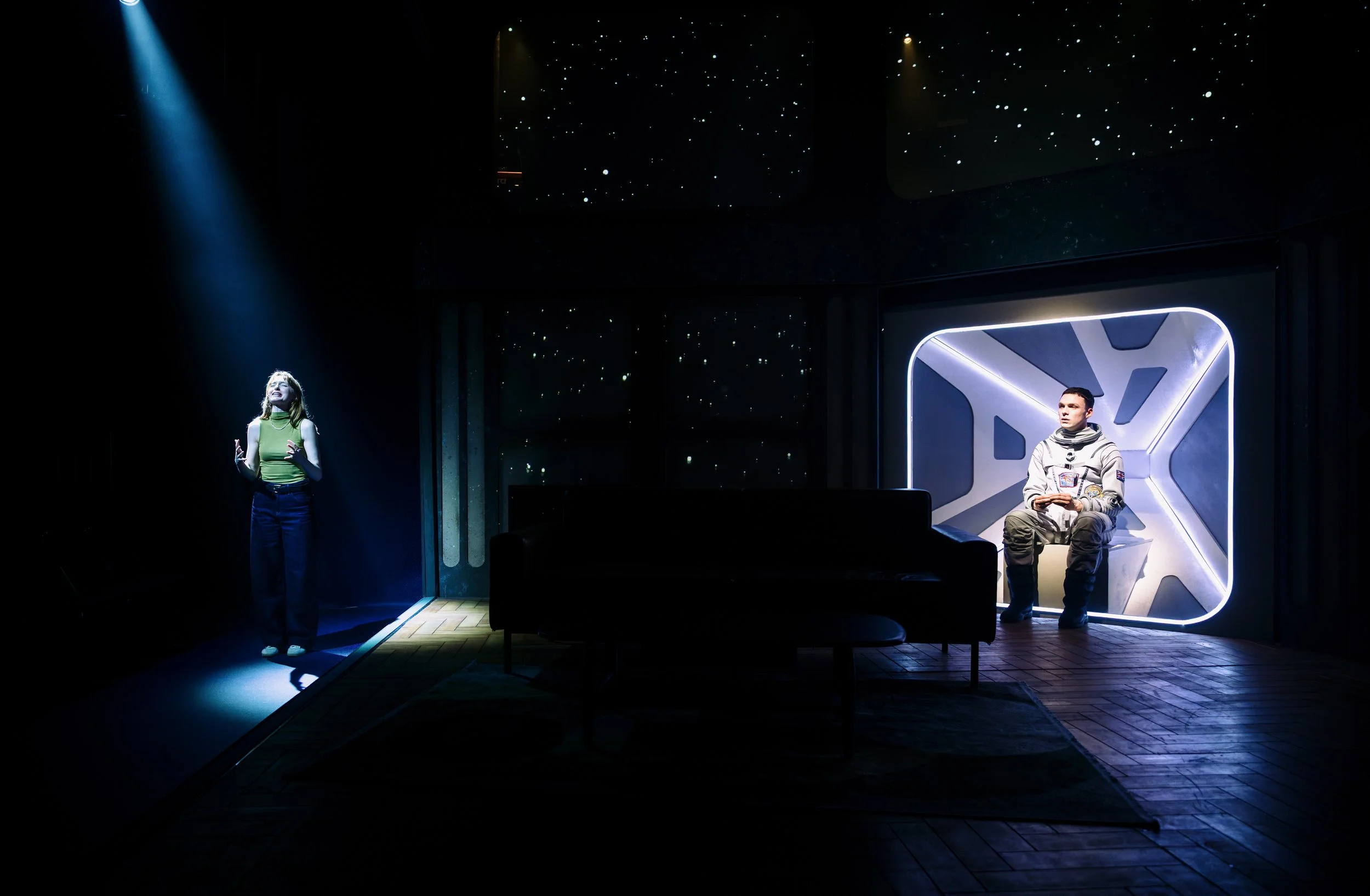 Flyby@SouthwarkPlayhouse_(c)Alex Brenner__12_6696-dx_s.jpg