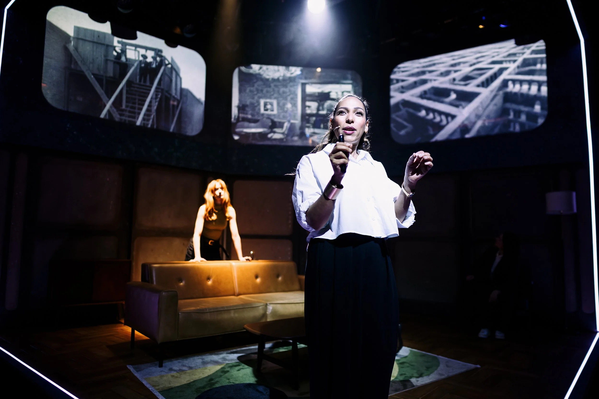 Flyby@SouthwarkPlayhouse_(c)Alex Brenner__93_8359-dx_s.jpg