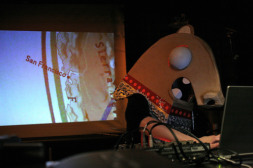 OverlapShowcase-Feb18-2006_01.jpeg