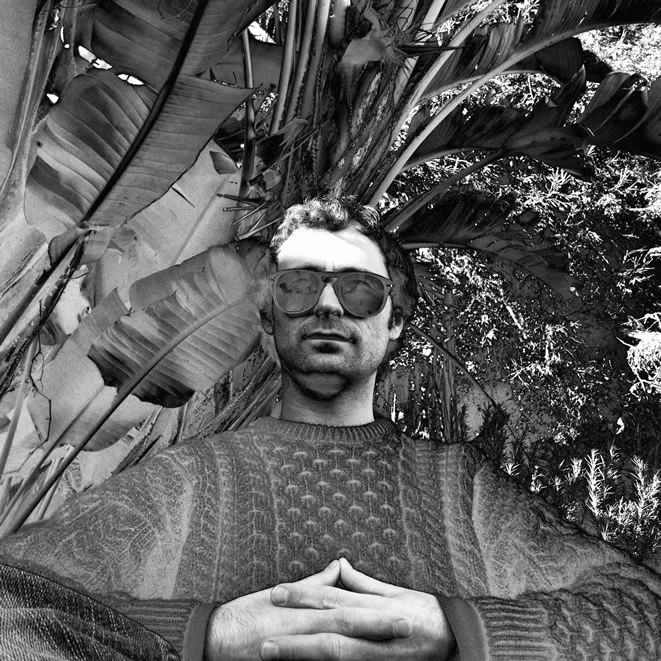 Andrew J. Ferren is a California based improviser and electronic musician often known as Alpharay. &nbsp;A skilled saxophonist, producer and performer, Alpharay utilizes experimental recording techniques, found sounds, synthesizers and live performa…