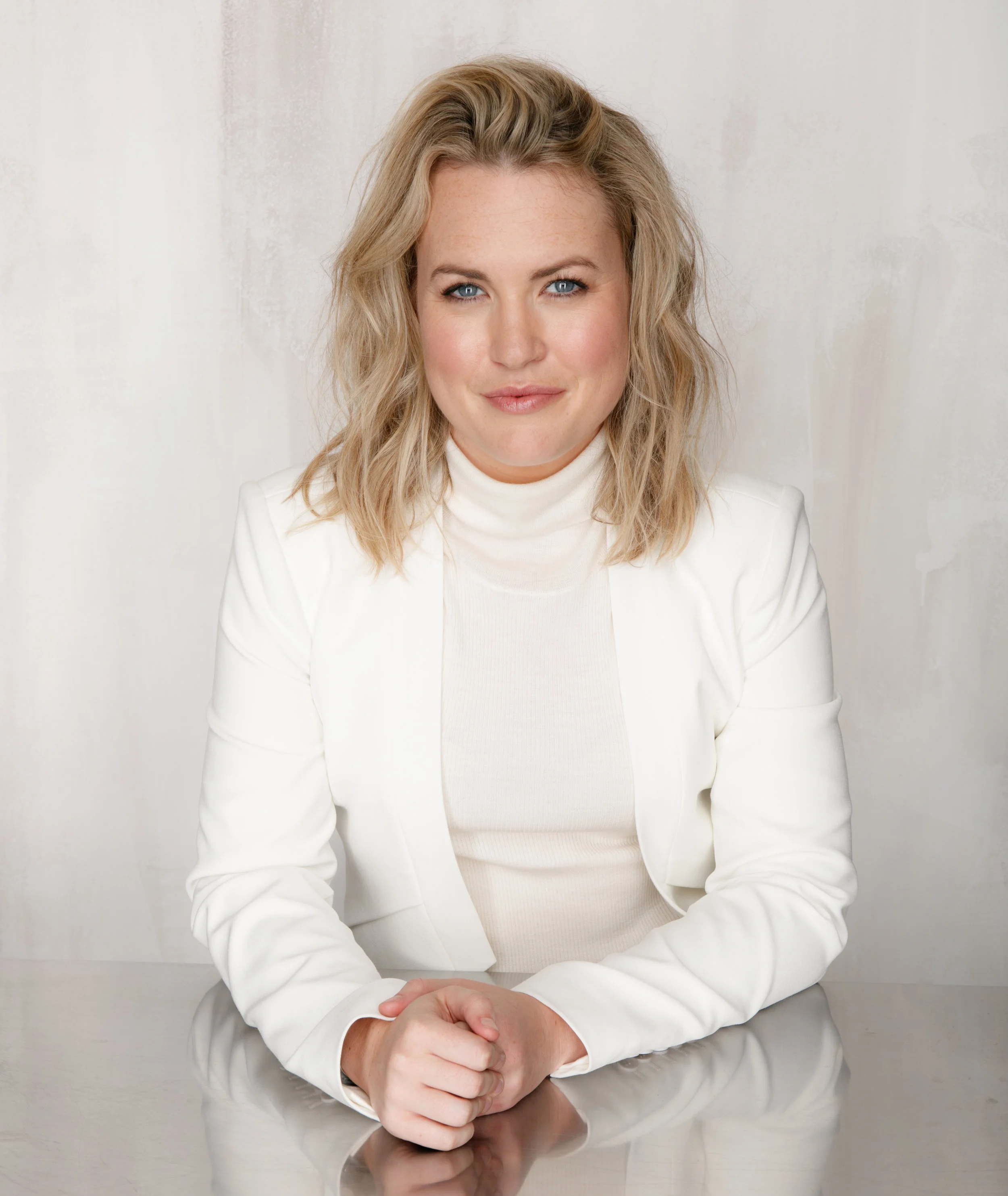 Mae Karwowski Headshot.jpg