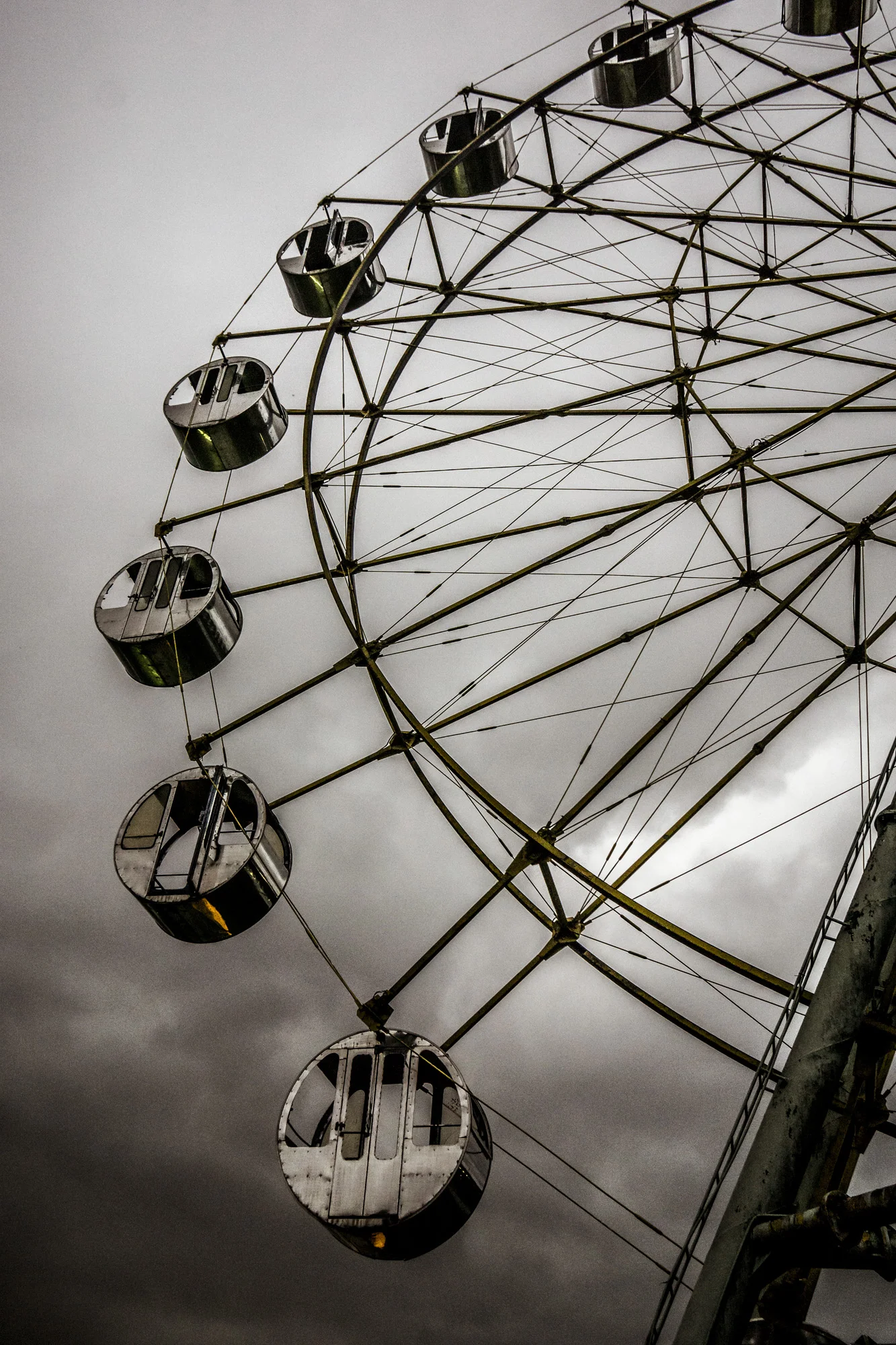Myanmar - Yangon - Abandoned Ferris Wheel