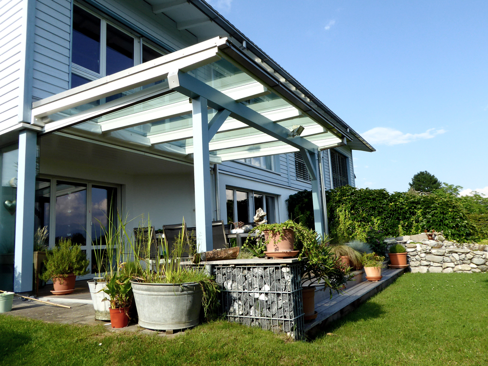 Pergola bei Sitzplatz