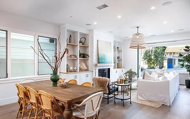 3a6af25cd145bad27da7614a5800764a-uncropped_scaled_within_1536_1152 copy.jpg