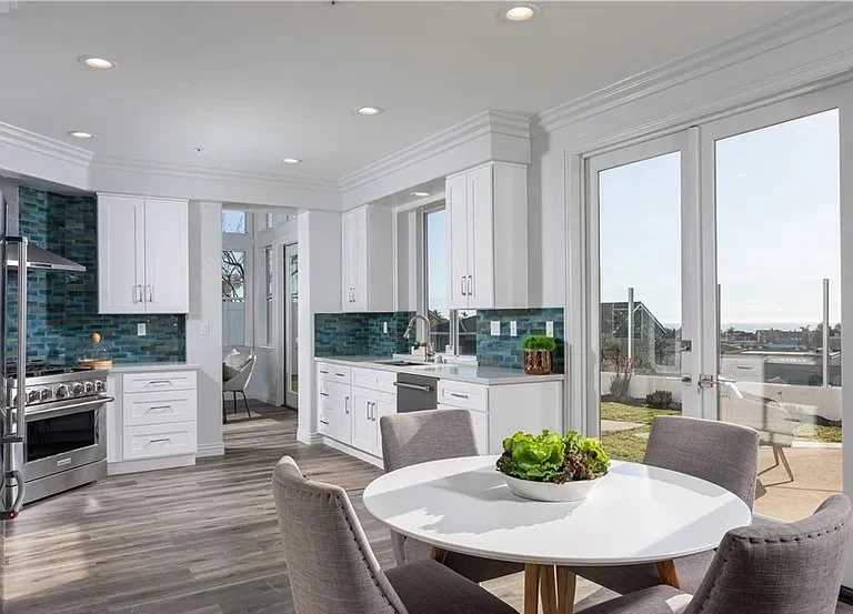 9d8f35e717c5a26c3183a98d371a7895-cc_ft_768-2 copy.jpg