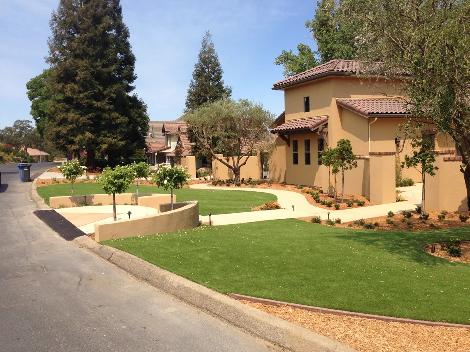 Artificial_Grass_Belair.jpg