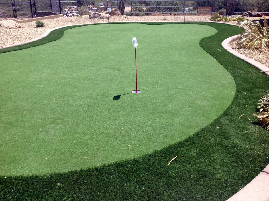 PuttingGreen.jpg