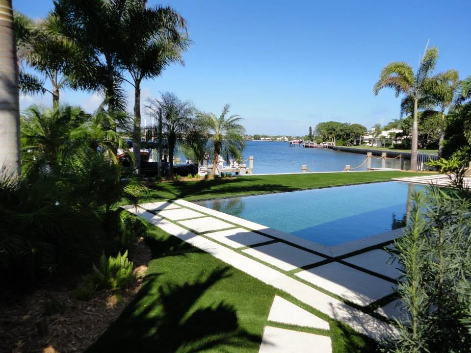 Beverly_Hills_Turf.jpg