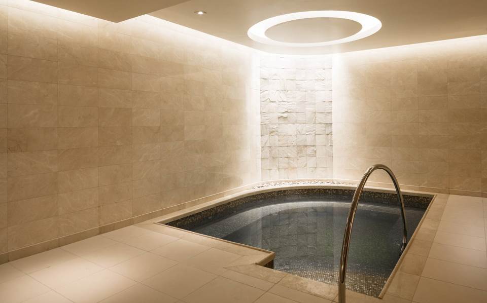 Rosewood Abu Dhabi Sense Spa 2.jpg
