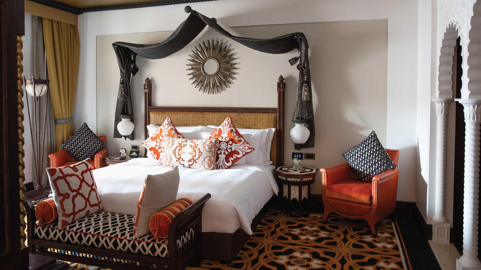 jumeirah-al-qasr-suite-bedroom-hero.jpg