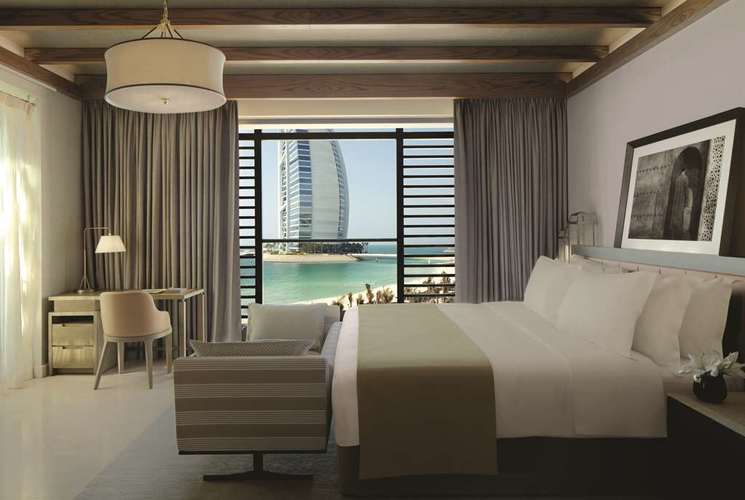 jumeirah-al-naseem-ocean-terrace-suite02.jpg