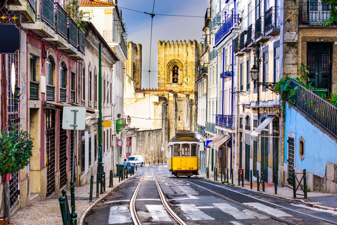 Lisbon-Tram.jpg