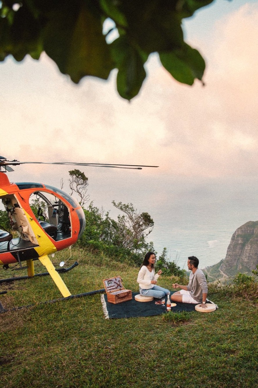 Couple+on+a+Helicopter+Tour.jpg