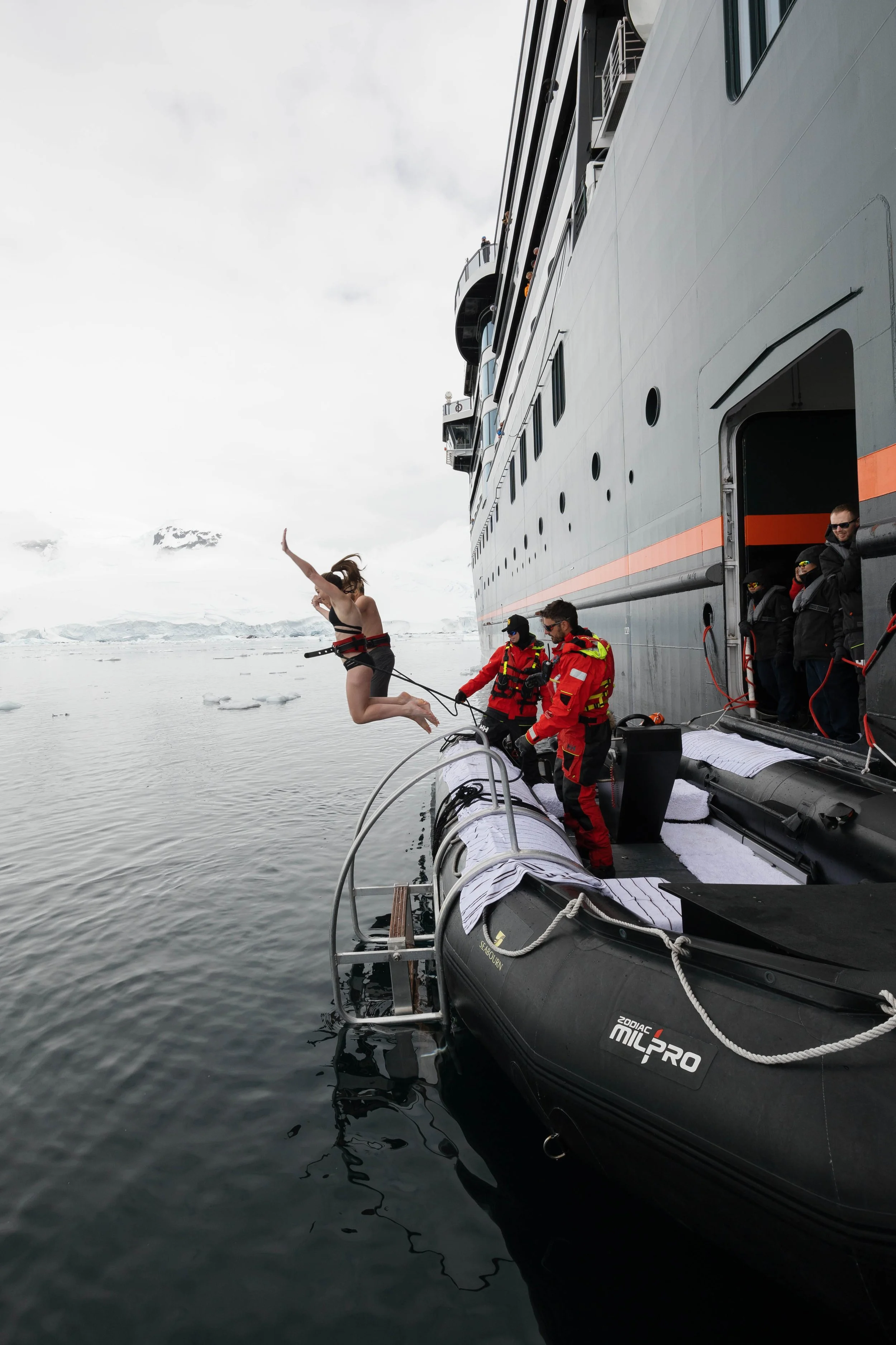 SEA_VEN_AvandorBay_PolarPlunge-315.jpg