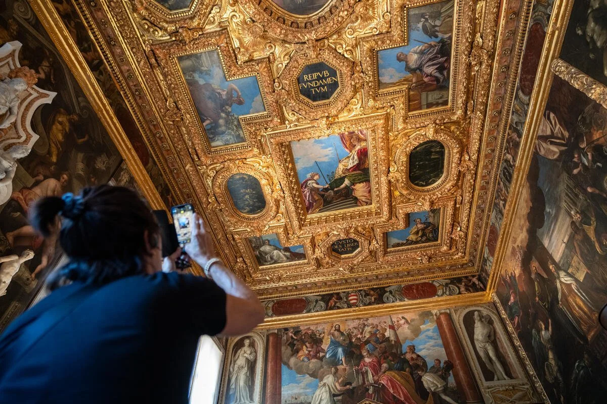 1086_DogesPalace_Venice_Italy Medium res.jpg