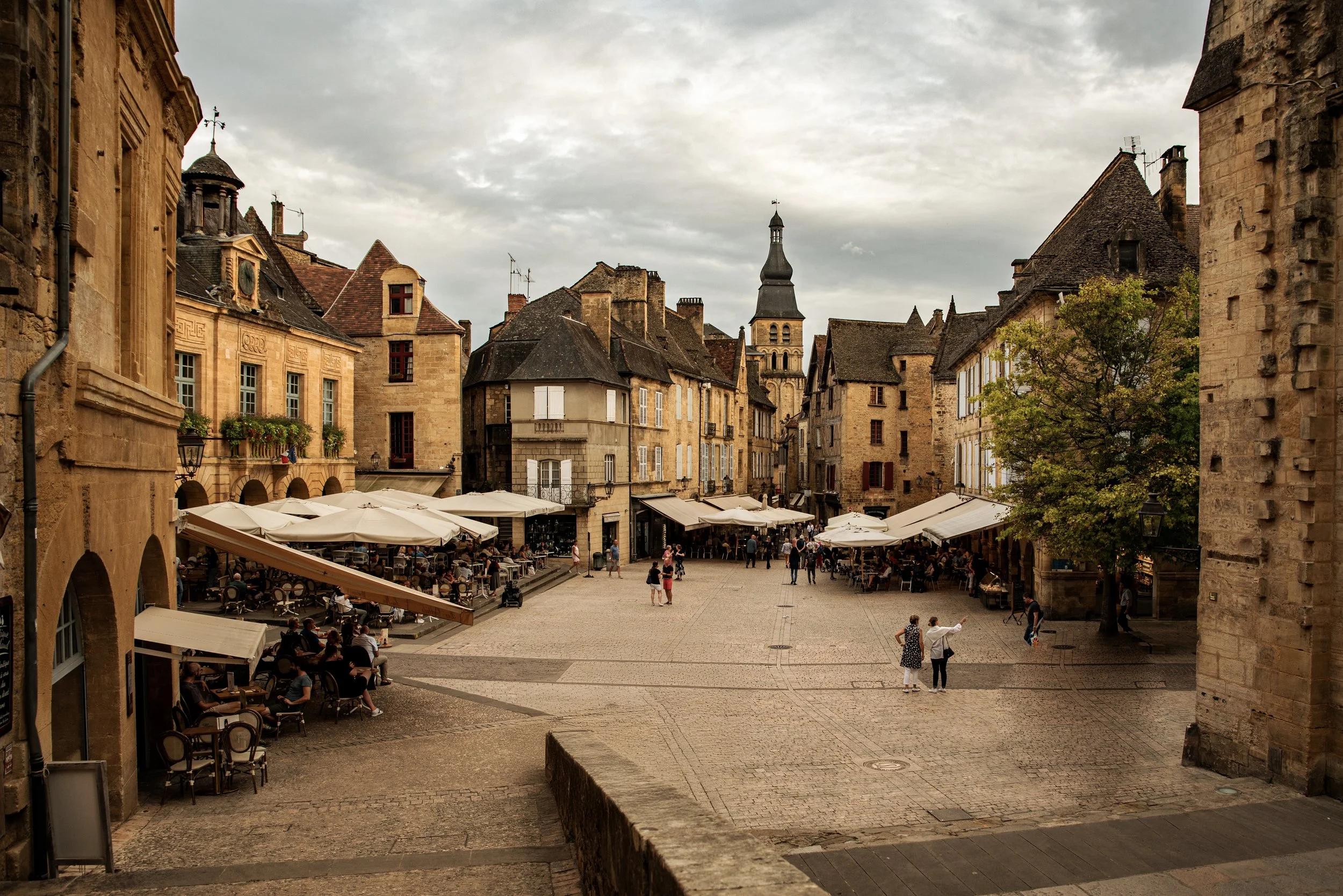 ROAM_France_Sarlat_Dordogne_09142021_0732.jpg