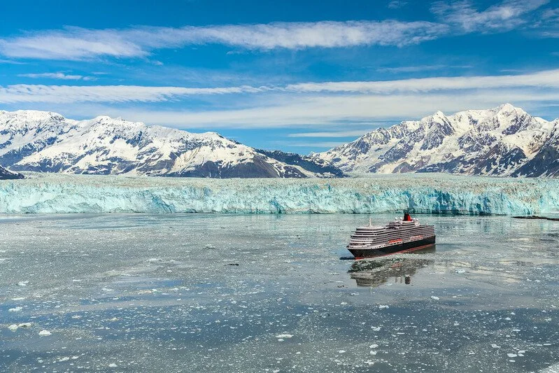 20190525_Queen_Elizabeth_2019_Hubbard_Glacier_7401-Edit-2_colour (1).jpg