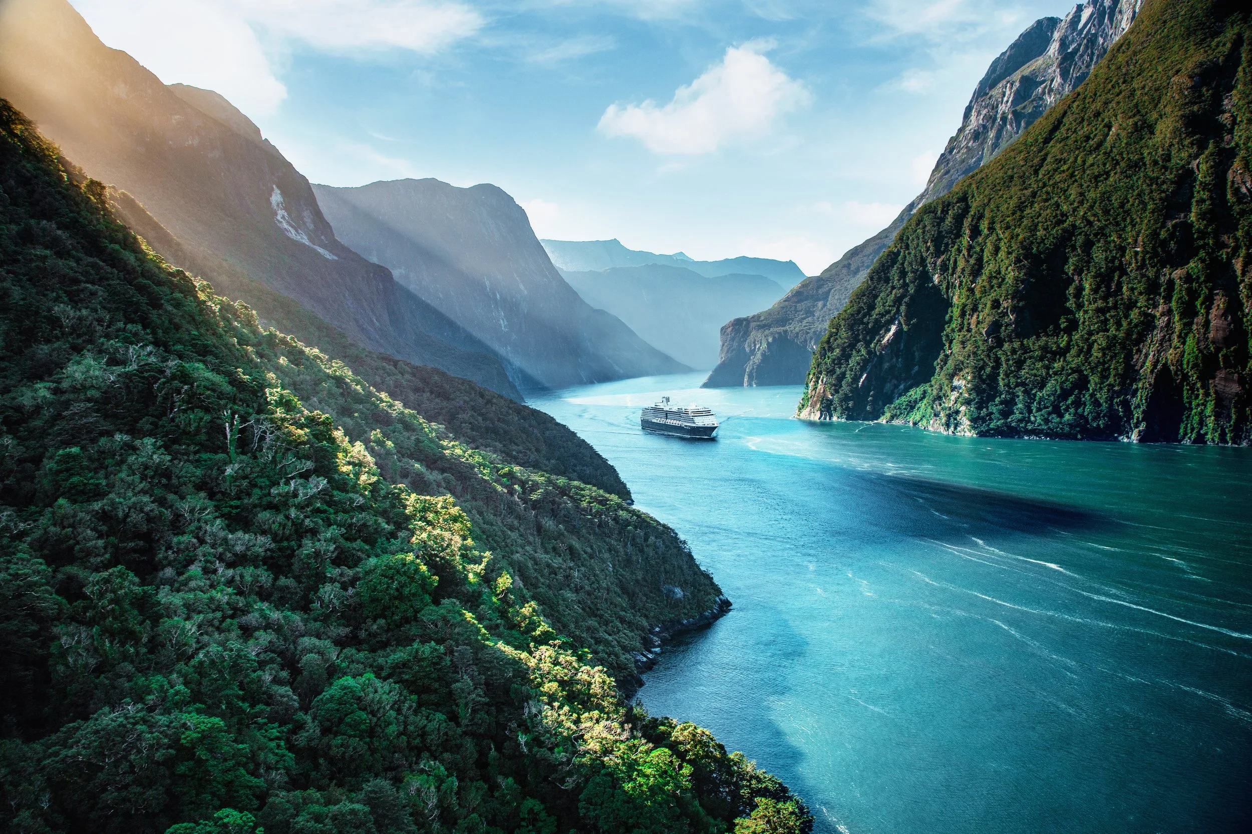 Milford Sound_New Zealand_31A2318-39_ccr.jpg