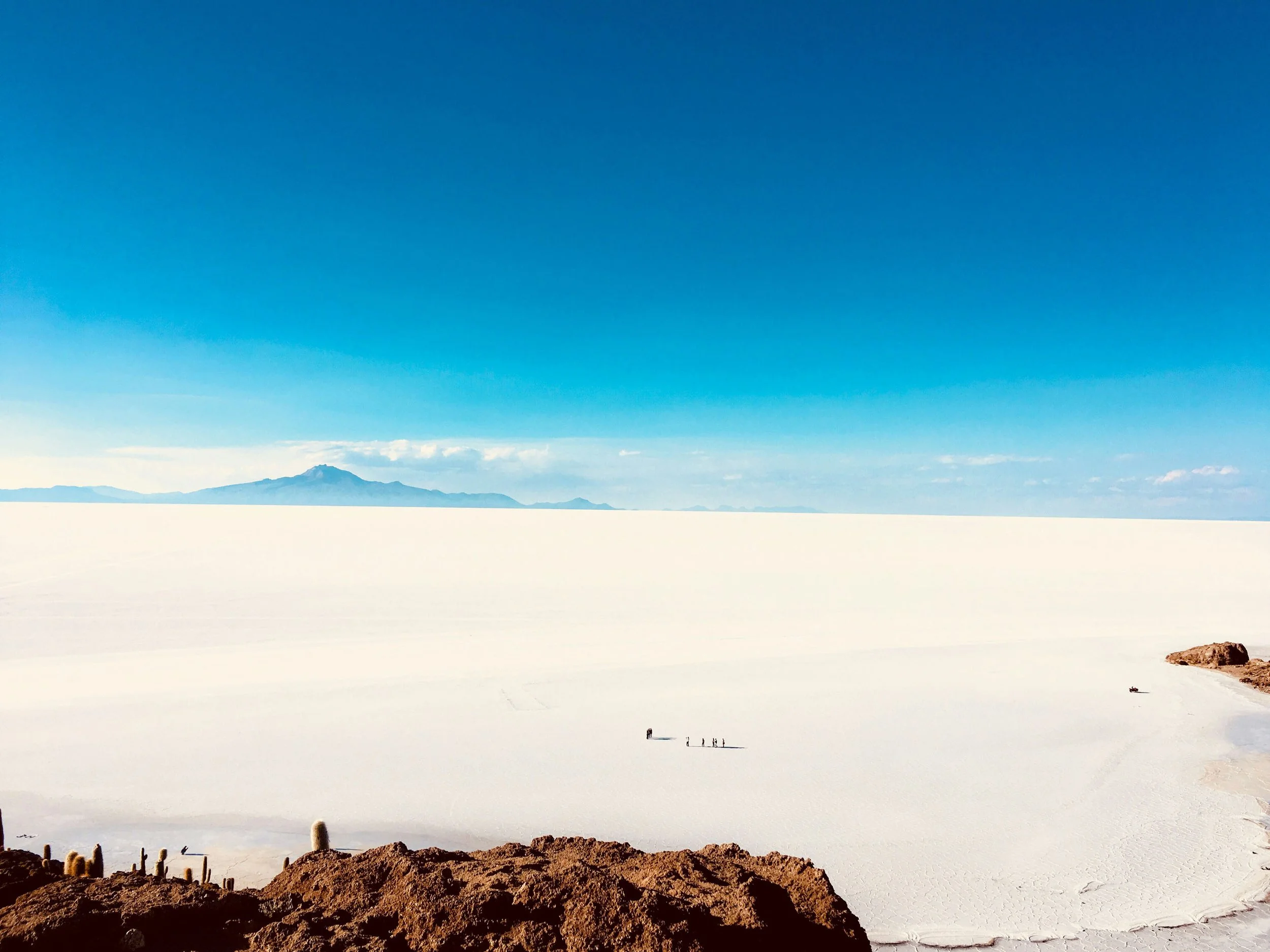 (C)TCS_Unsplash_fritz-chavez-tbj1zPeil04_UyuniSaltFlats_Bolivia.jpg