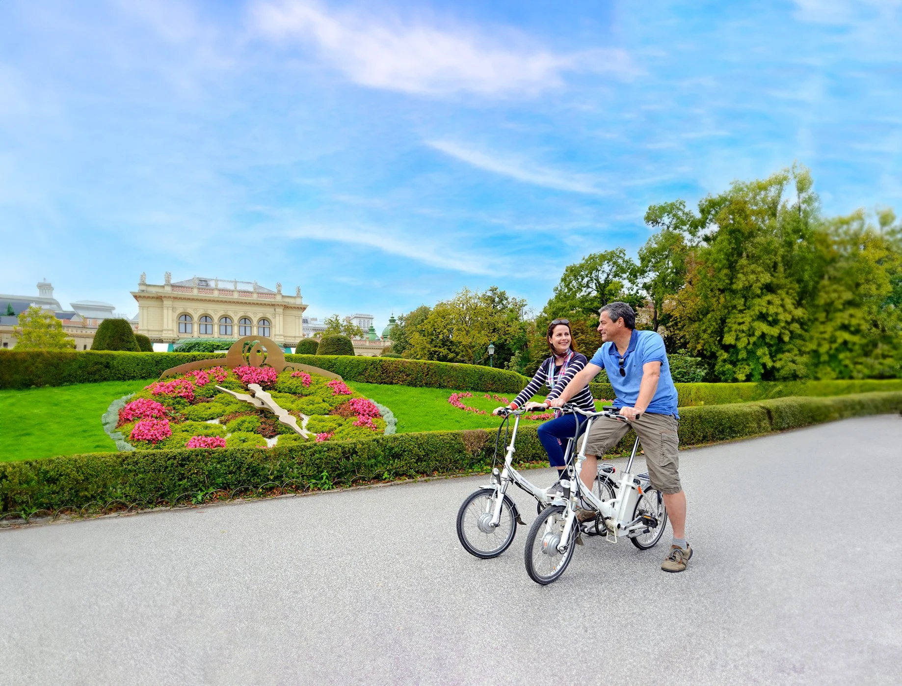 SR_Austria_Vienna_Stadtpark_eBike_Couple_RET_Ext_Dgtl.jpg