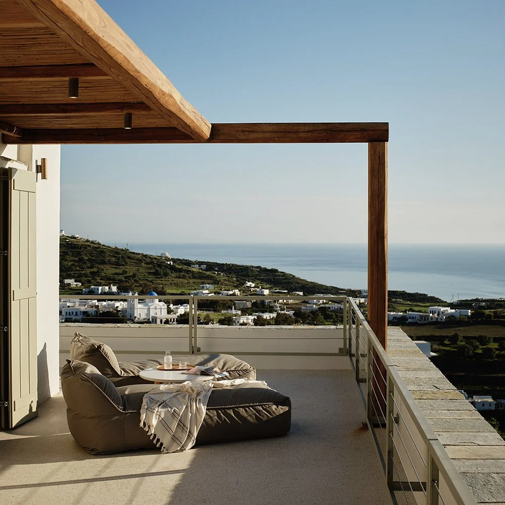 Cadence Stamna Sifnos 1.jpg