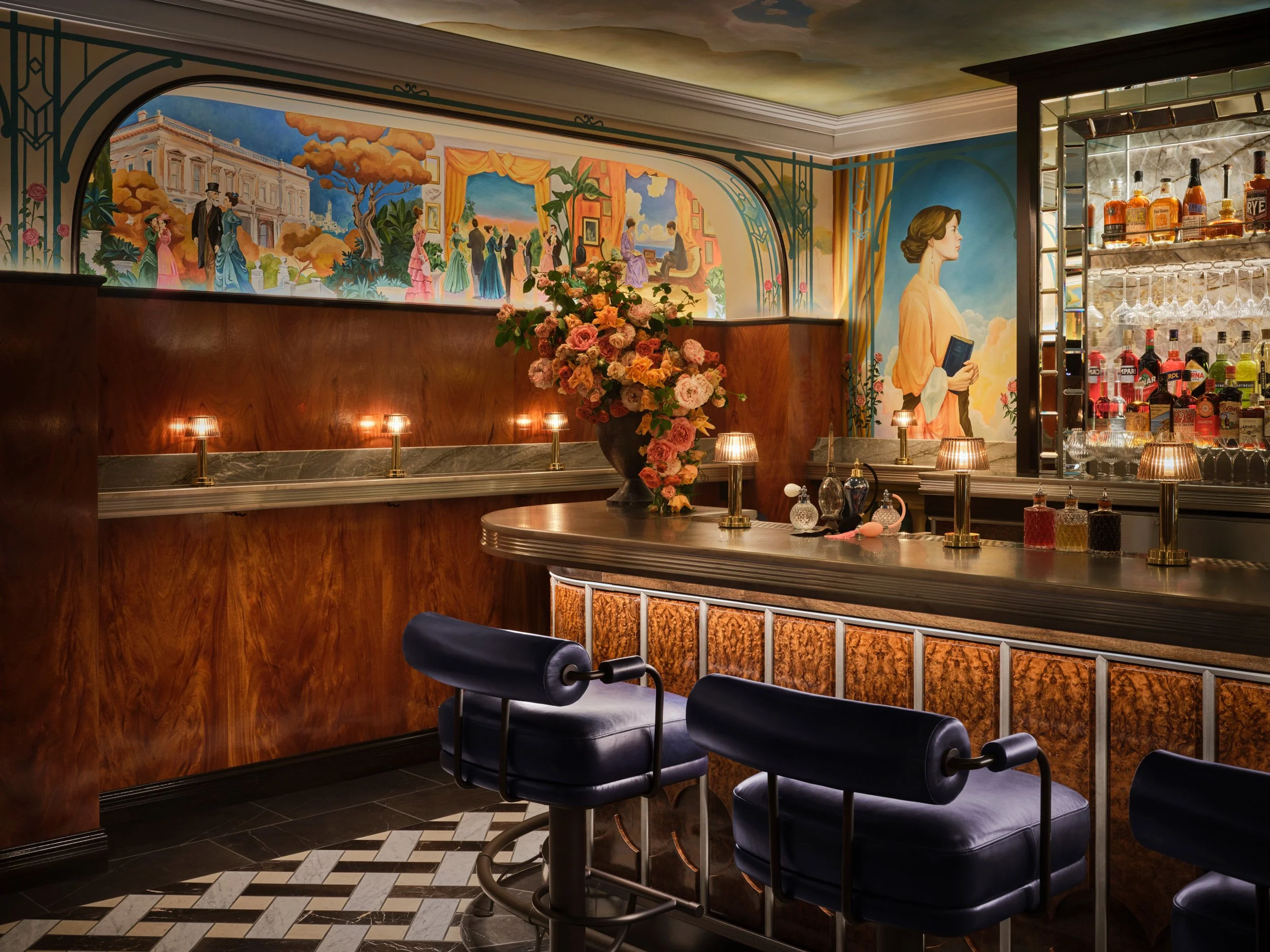 Arabellas-BarCorner-HuntingtonHotel-DouglasFriedman.jpg