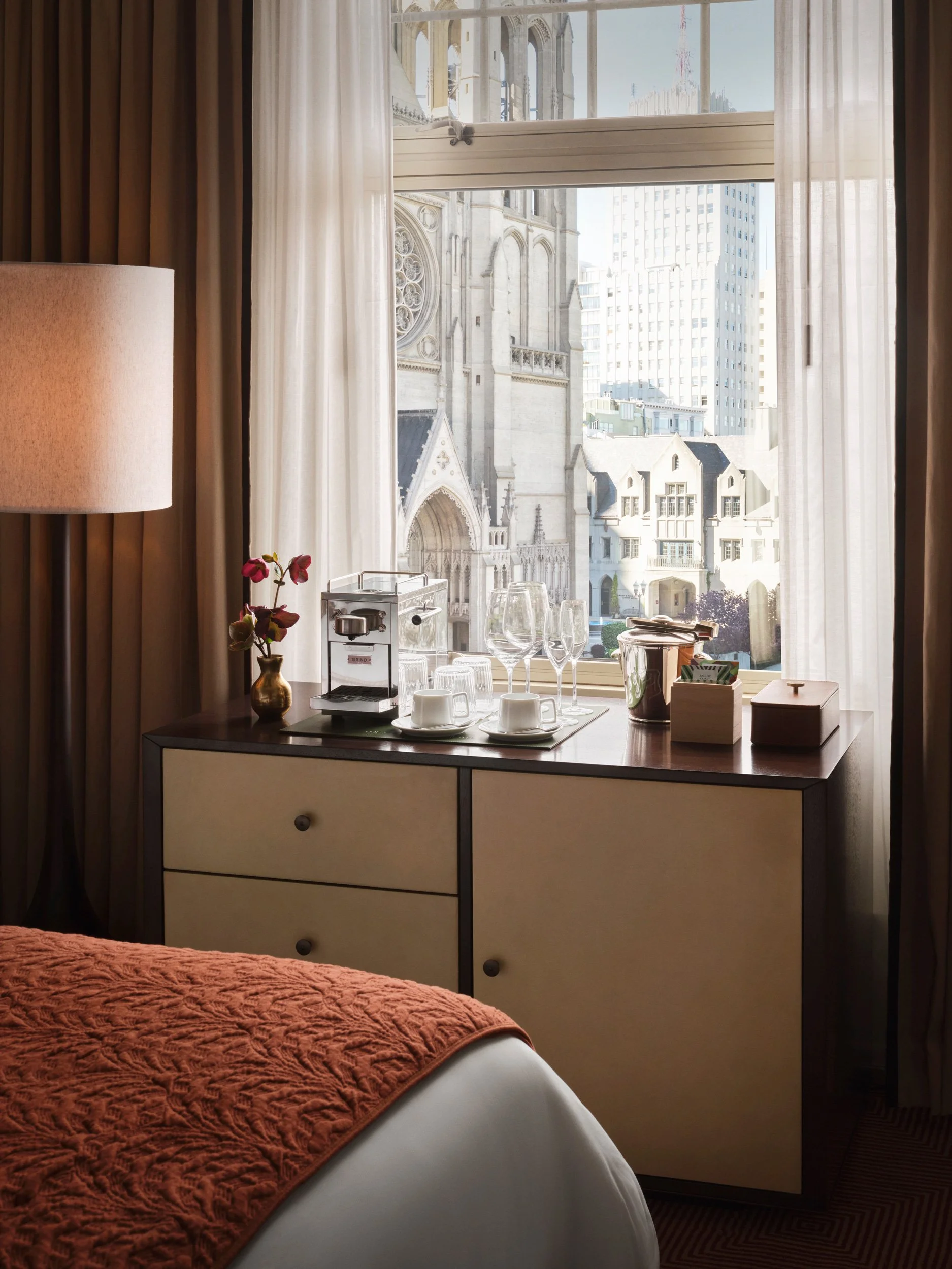 HospitalityStation-HuntingtonHotel-DouglasFriedman.jpg