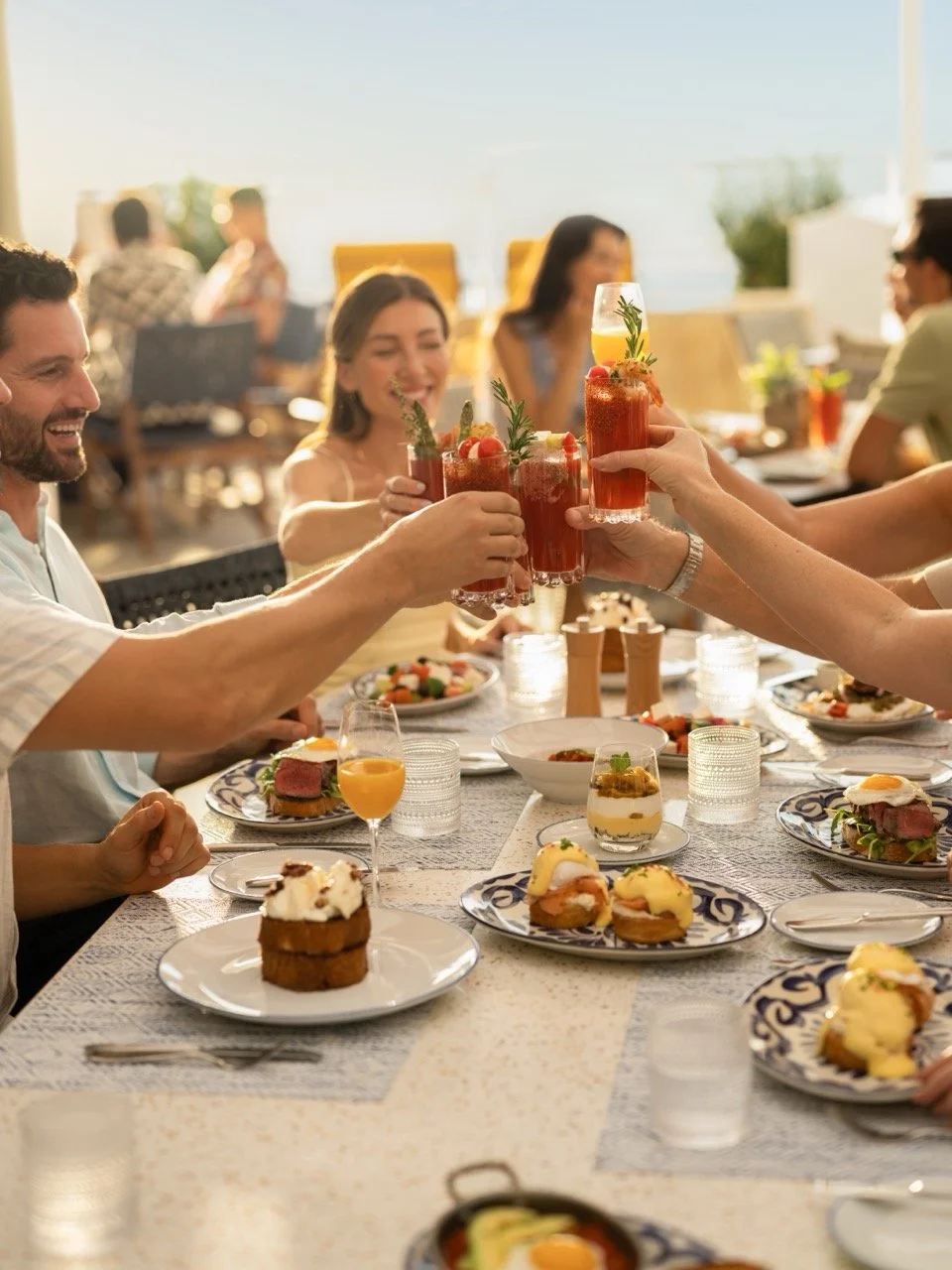 CEL_XC_Bora_Brunch_Lifestyle_11 Large.jpeg