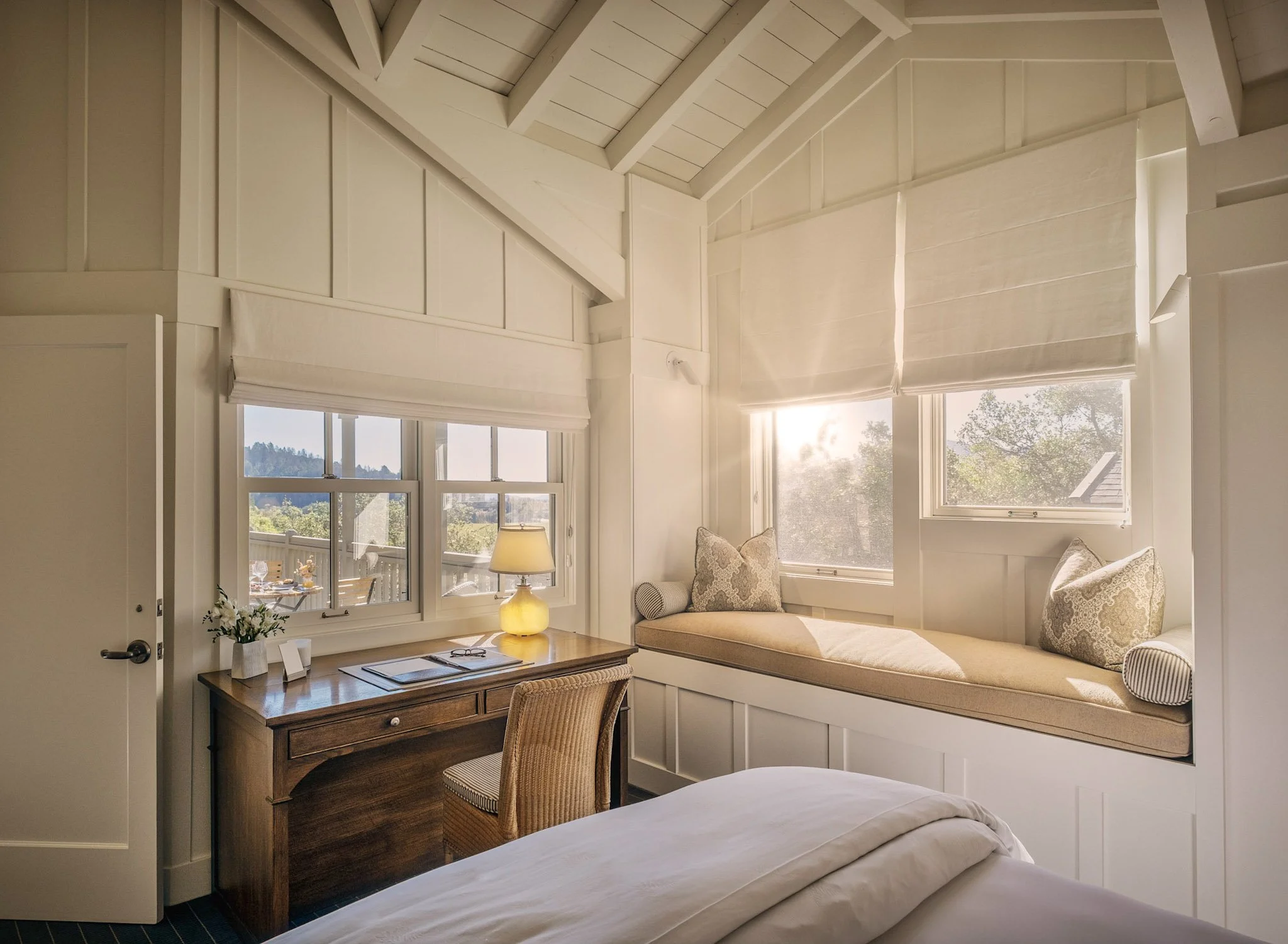 Meadowood_Treeline Suite_Bedroom.jpg