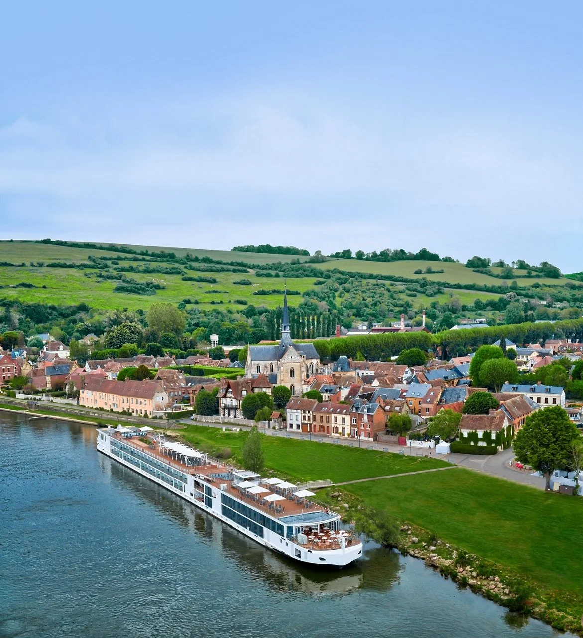 Longship-Seine-Docked-Les-Andelys.jpg