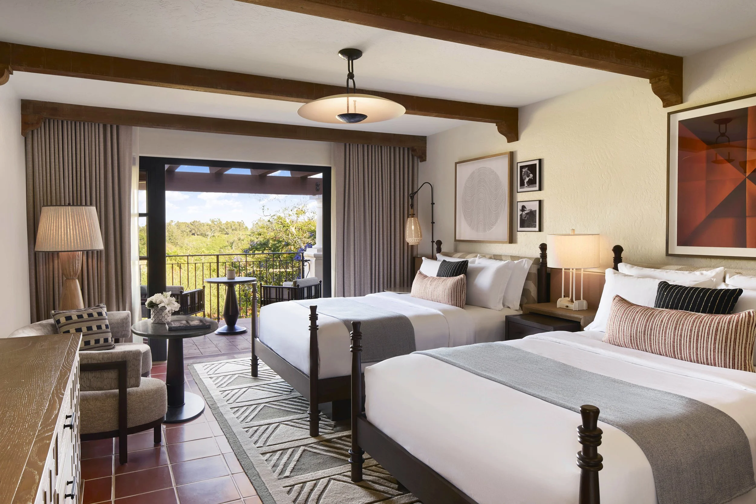 RC_SBARZ_2Queen_ResortView_1305.JPG