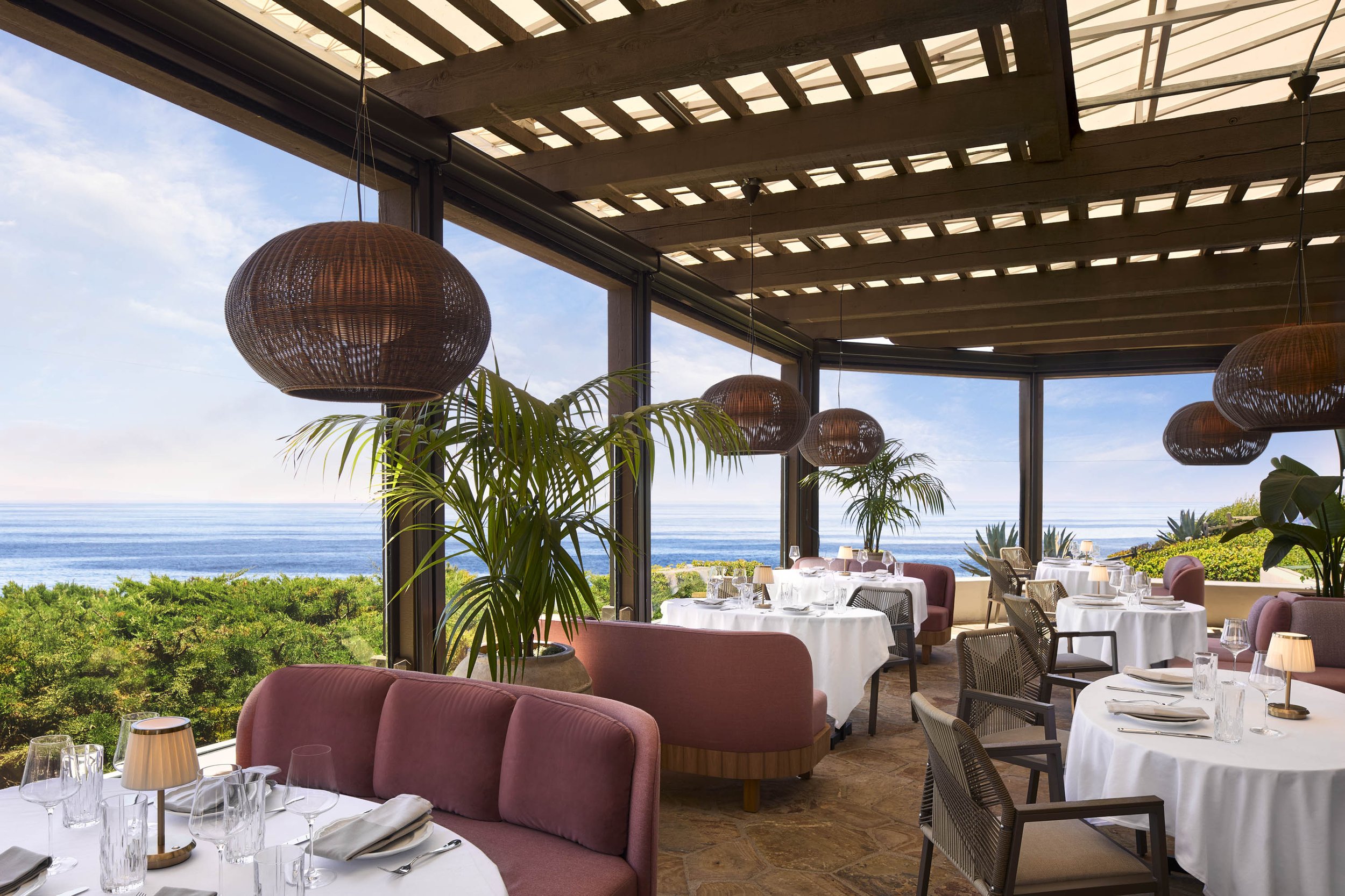 RC_SBARZ_Marisella_Outdoor_Dining.JPG