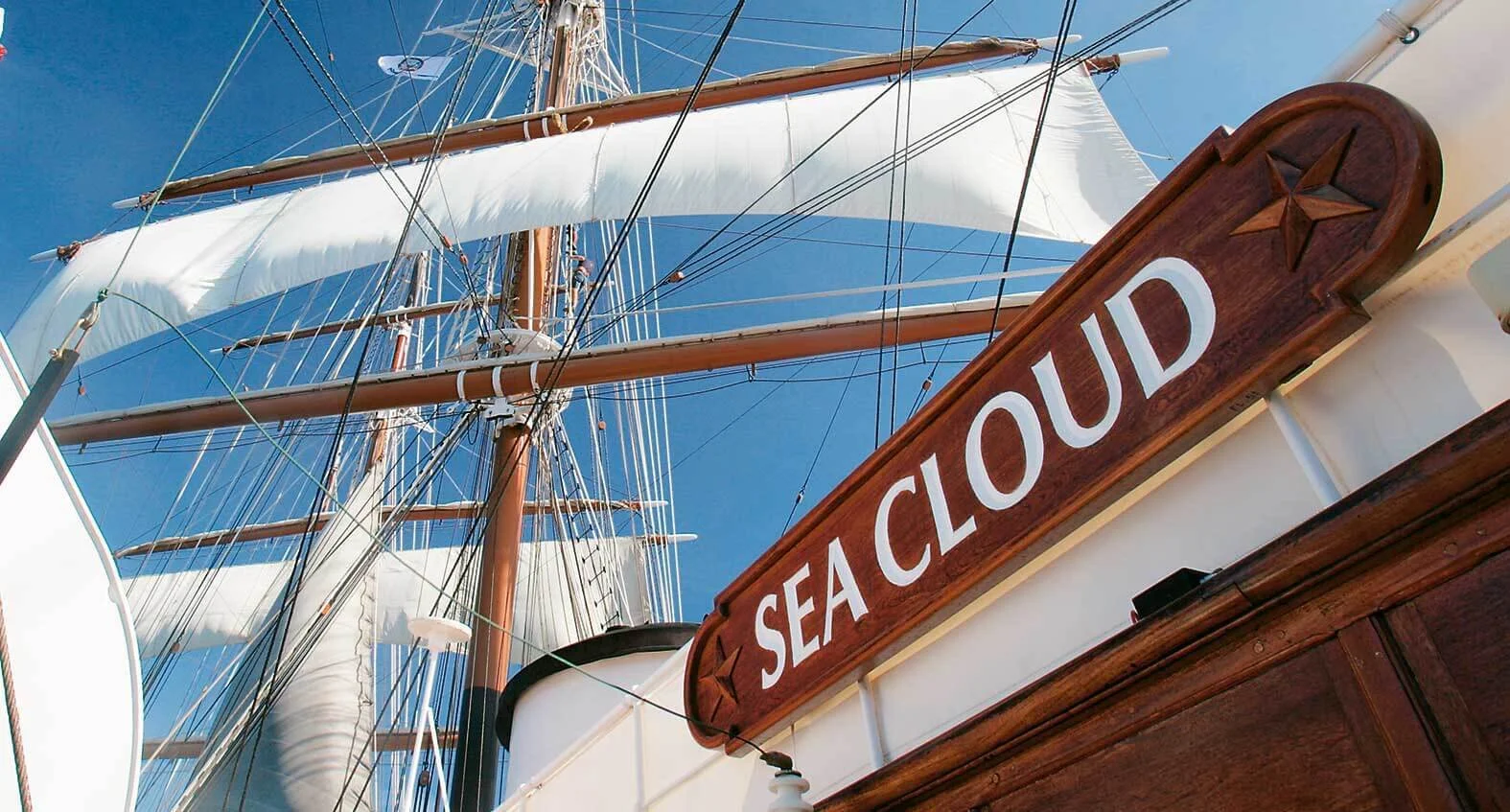 SeaCloud_Kreuzfahrten_SeaCloud_Schild.jpg