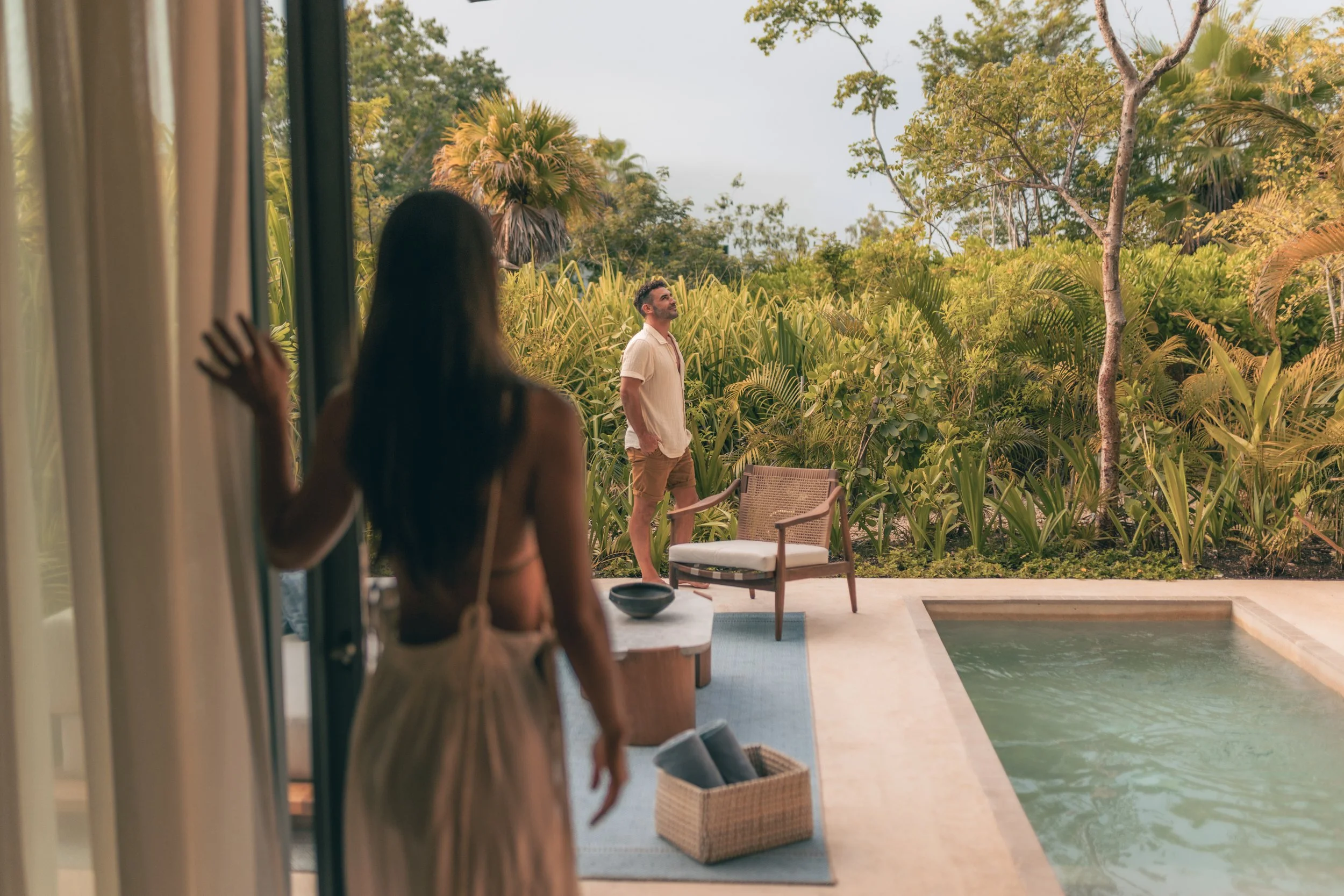 Alila Mayakoba-P0777-Couple-Standing-By-The-Pool.jpg