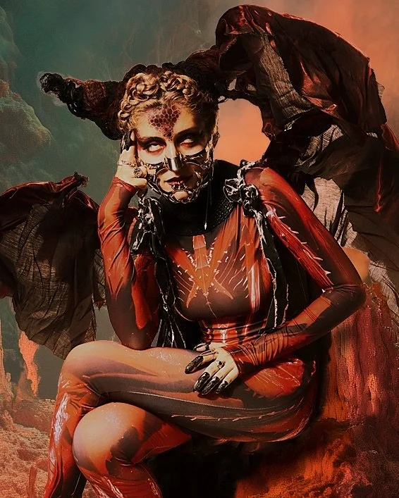 As tempting is the devil, and twice as hot! For the 3rd look in our 10th Annual Halloween Hair Haunts, we&rsquo;re giving the classic Devil a makeover into this amazing Under-worldly Queen! 

Hair: @manemgr
Makeup: @christinavidafx
Photography and Po