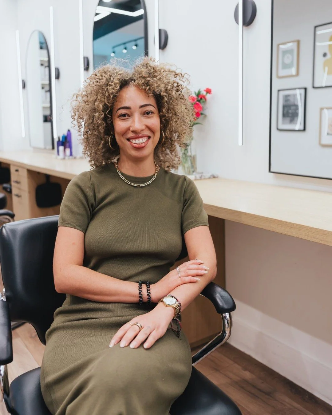 Meet Skarlin Gonzalez (@beauty_by_skarlin), stylist + colorist at Art + Autonomy.

She fell in love with hair at a young age, learning to braid in the Dominican Republic and realizing early on that something as simple as a hairstyle could change how 