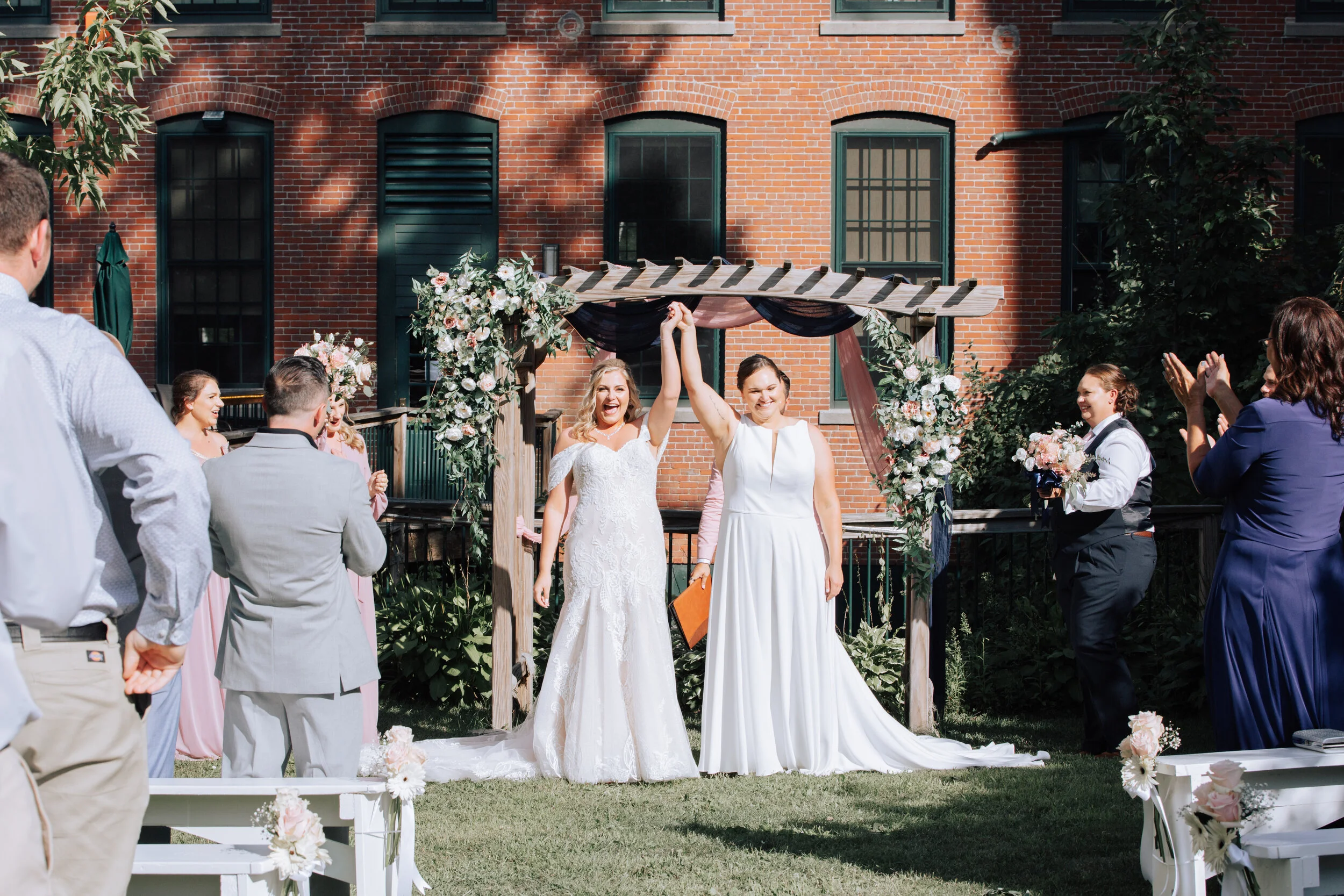 Kelsey + Sanja SCHITT'S CREEK inspired love