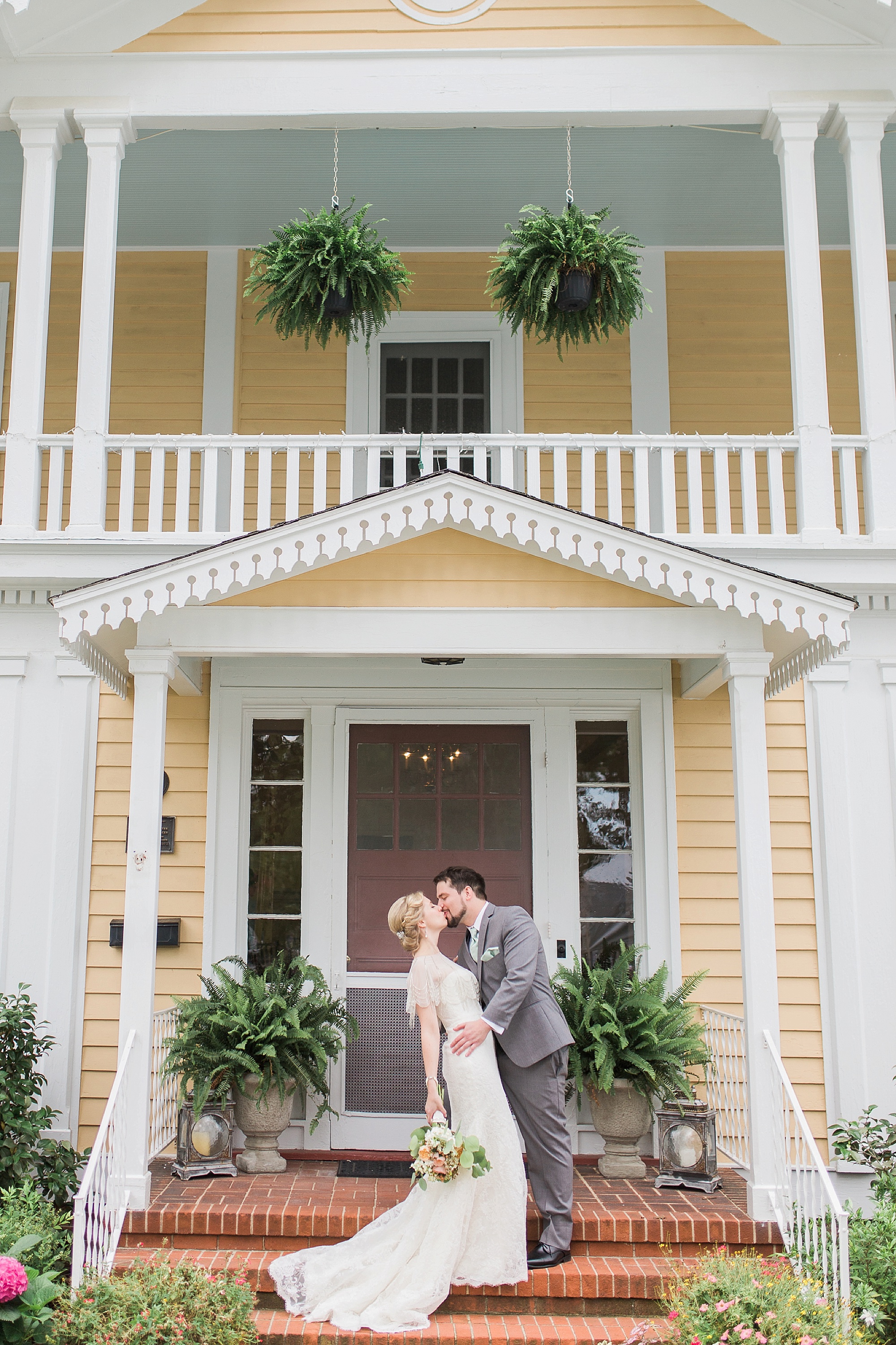 Wedding at Weir-Jordan House